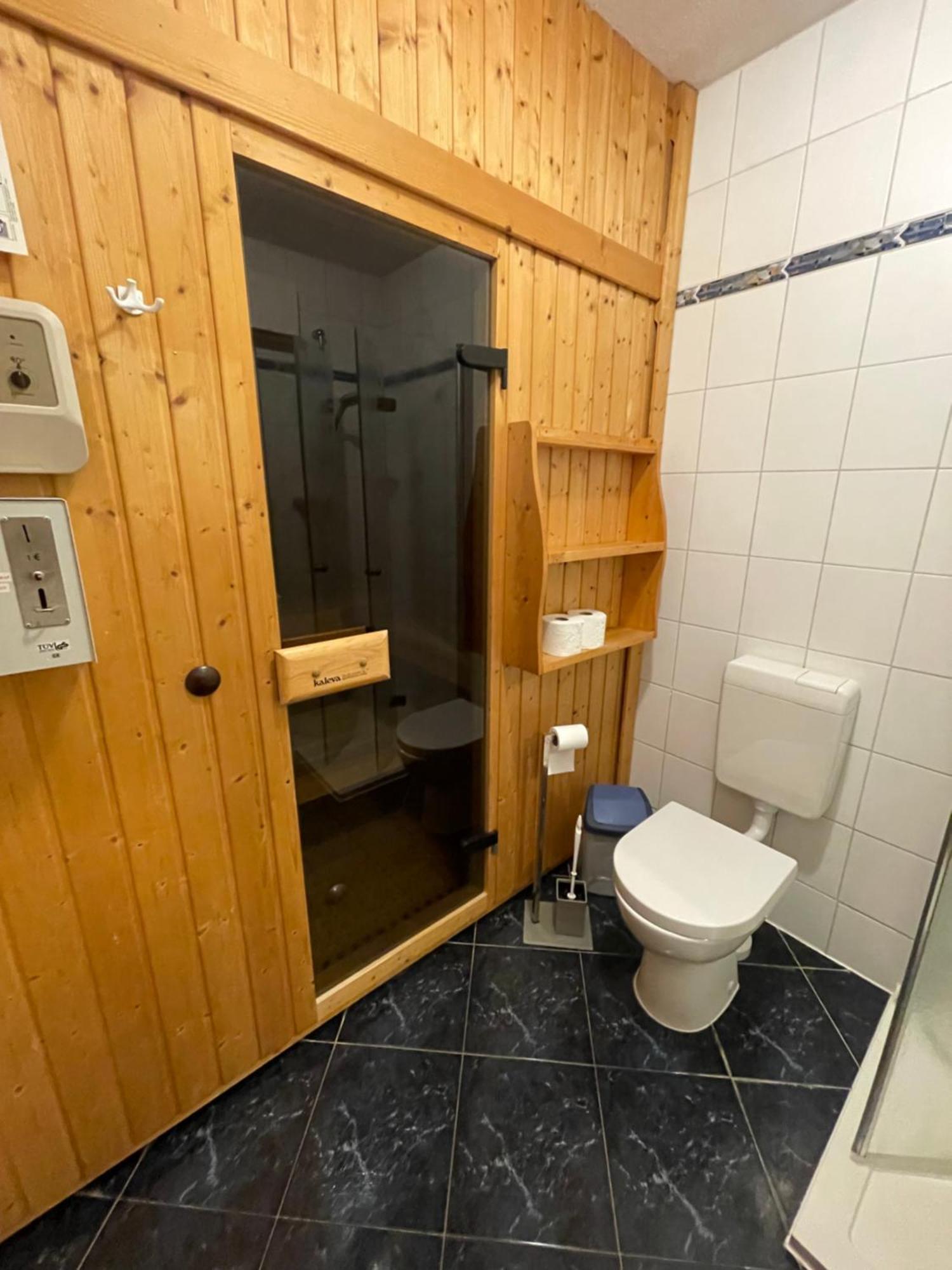 Ferienwohnungen Wiek, Haus Luv & Lee Вік-ауф-Рюґен Екстер'єр фото