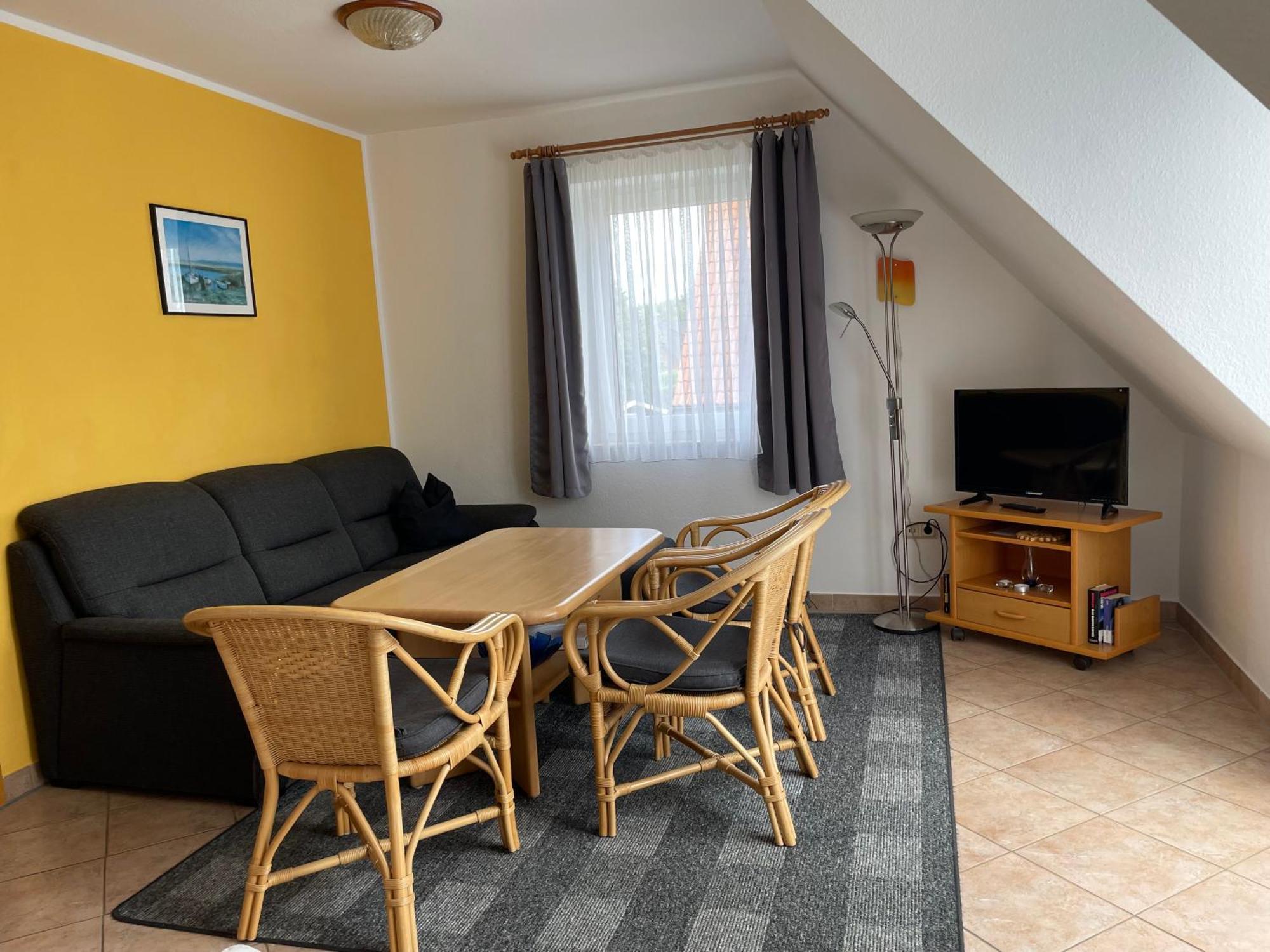 Ferienwohnungen Wiek, Haus Luv & Lee Вік-ауф-Рюґен Екстер'єр фото